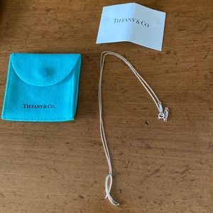 The letter “L” from Tiffany’s!